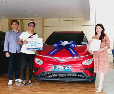 Vinfast E34 - Penyerahan Unit Vinfast Karawaci